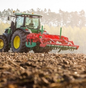 Плуг чизельный Agro-masz PD 30 (5 стоек) Плуг чизельный Agro-masz PD 30 (5 стоек)